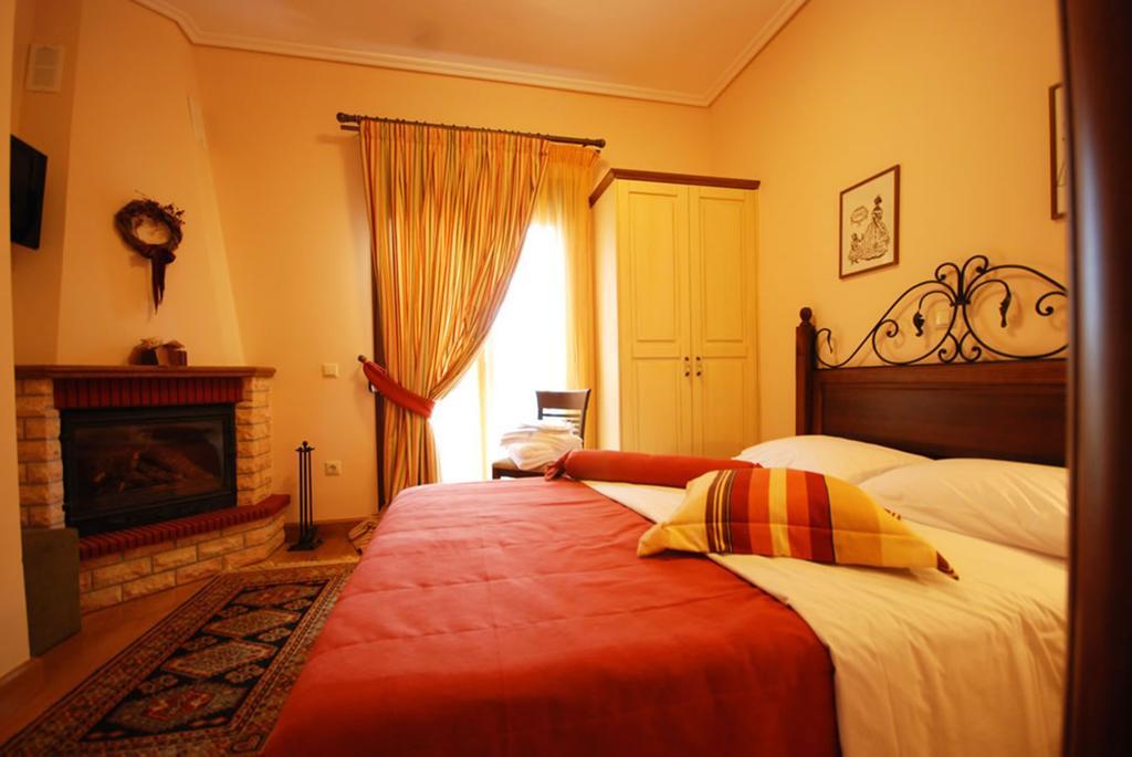 Valentini Guesthouse Karpenísion Habitación foto