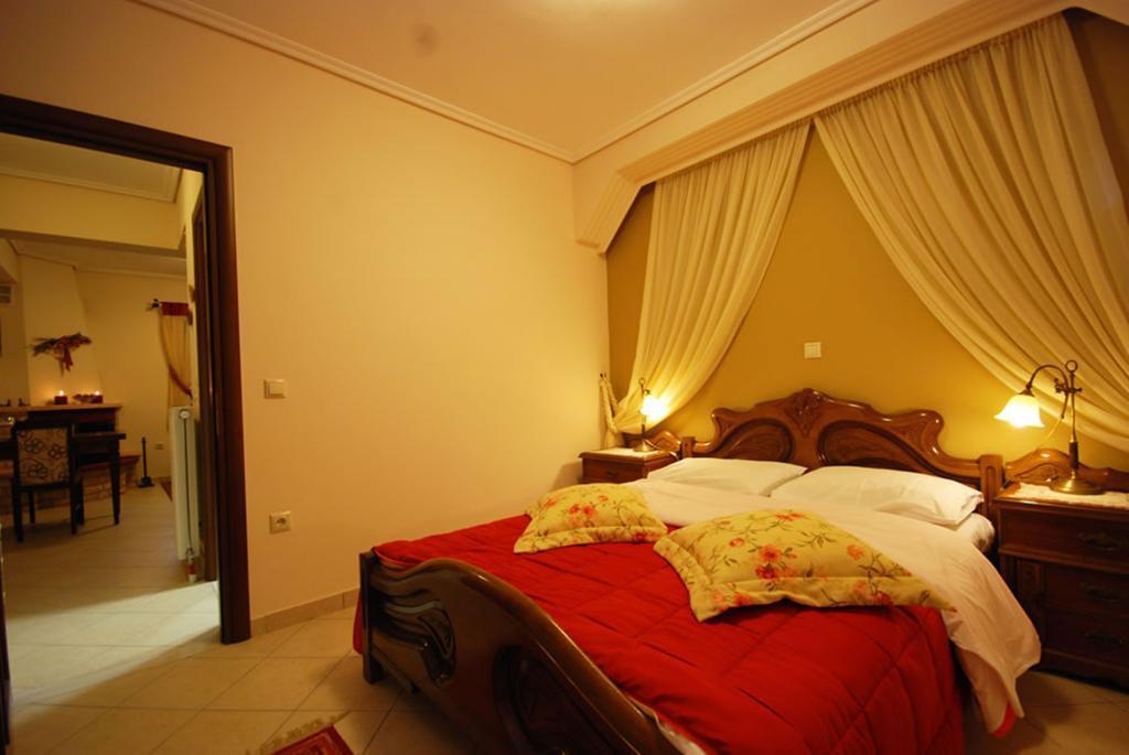 Valentini Guesthouse Karpenísion Habitación foto